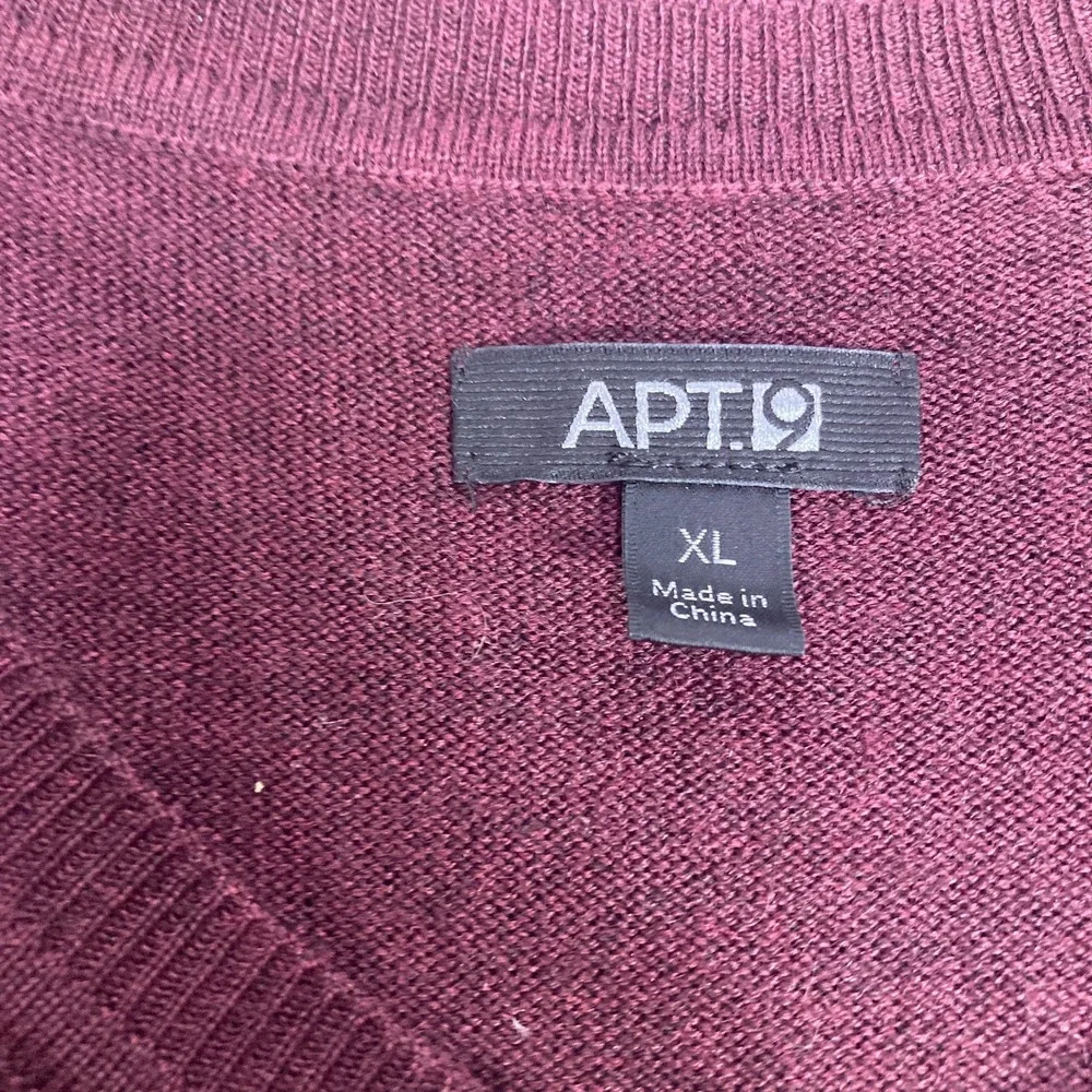 NWOT‎ APT 9 Mens XL Burgundy Merino Wool Blend V Neck Sweater Soft Lightweight